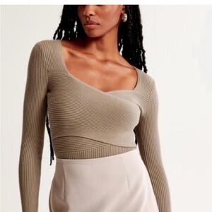 Abercrombie & Fitch Grey Ribbed Long Sleeve Top